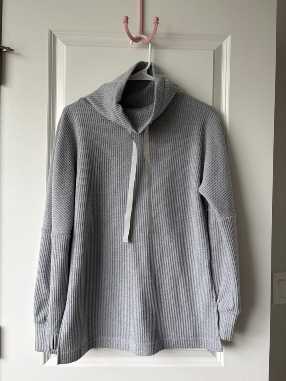 HALARA Light Gray Ribbed Turtleneck Pullover with Drawstring